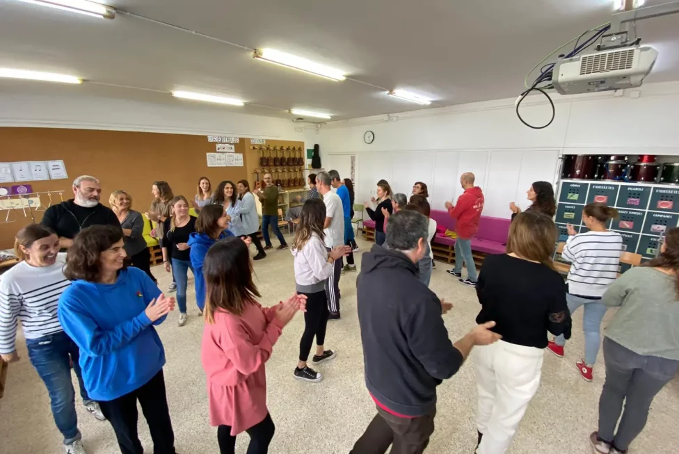 Tallers de percussió per a empreses: una experiència transformadora per a equips grans