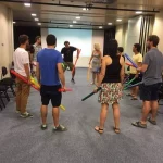 Dinàmiques de percussió per a empreses: com activar un auditori en només 10 minuts