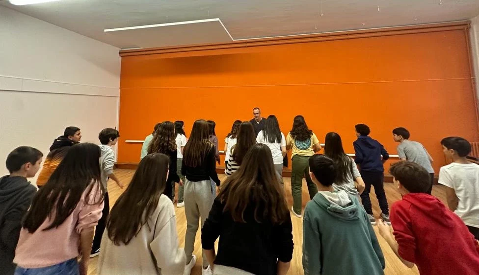 Taller musical per a escoles i instituts: una experiència per aprendre, crear i compartir
